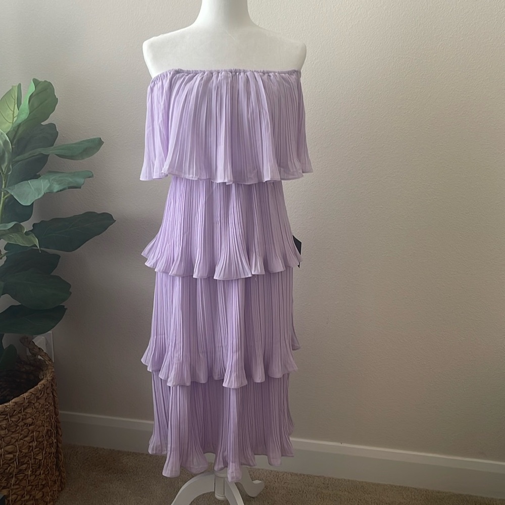 LULU’S GALA READY LAVENDER OFF-THE-SHOULDER RUFFLE MIDI DRESS